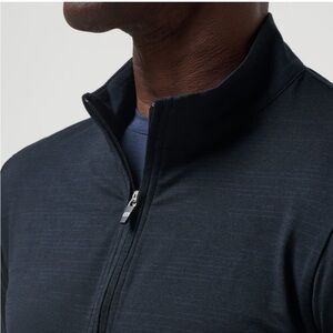 EUC Travis Mathew Quarter Zip Pullover